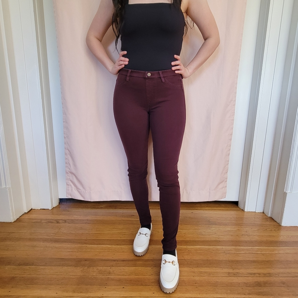 Uniqlo Stretchy Maroon Leggings Pants Size S